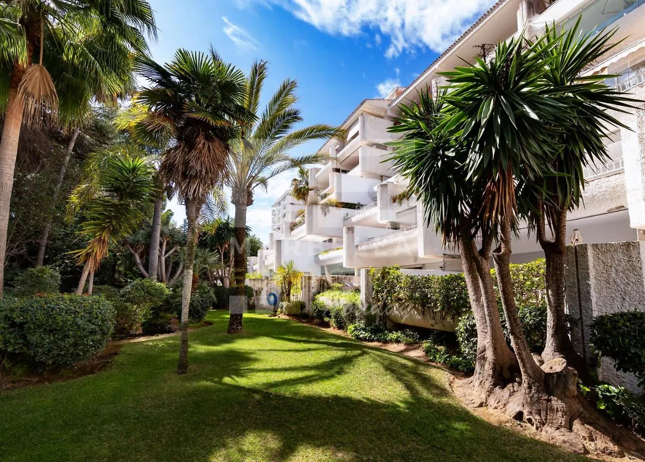 Nuevo Y Lujoso Apartamento En Marbella Centro A Pie De Playa 625 0*,  Spain